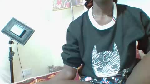 Snapshot of pinah1997 chatting on 02-27-26, 03:06 pinah1997 online show from 02-27-26, 03:06