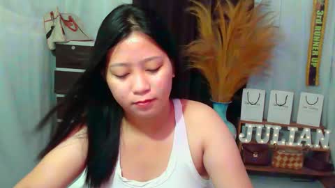 Snapshot of pinay_dhalia chatting on 10-16-25, 12:55 Dhalia online show from 10-16-25, 12:55