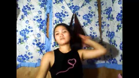 Snapshot of pinay_just18th chatting on 05-03-26, 09:04 pinay_just18th online show from 05-03-26, 09:04