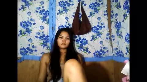 Snapshot of pinay_just18th chatting on 05-06-26, 11:10 pinay_just18th online show from 05-06-26, 11:10