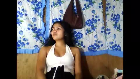Snapshot of pinay_just18th chatting on 05-14-26, 09:54 pinay_just18th online show from 05-14-26, 09:54