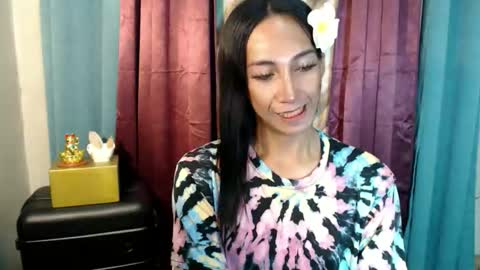 Snapshot of pinay_lucy chatting on 10-14-25, 02:12 lucyLove online show from 10-14-25, 02:12