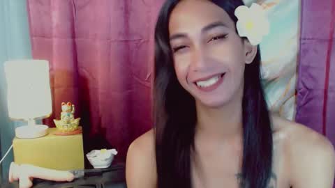 Snapshot of pinay_lucy chatting on 02-19-26, 03:35 lucyLove online show from 02-19-26, 03:35