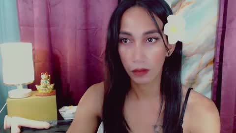 Snapshot of pinay_lucy chatting on 02-20-26, 06:37 lucyLove online show from 02-20-26, 06:37