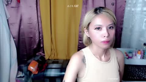 Snapshot of pinay_romancee chatting on 02-06-25, 03:41 pinay_romancee online show from 02-06-25, 03:41