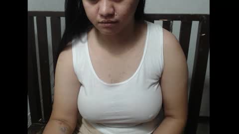 Snapshot of pinayhotcumbb chatting on 02-11-26, 03:22 mhae-mhae online show from 02-11-26, 03:22