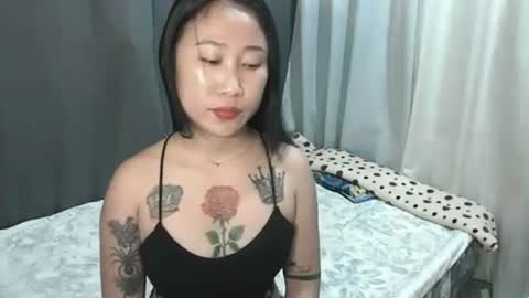 yumie  online show from 04-09-26, 12:32