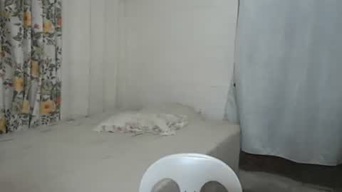 Snapshot of pinayhotty_yumie chatting on 05-14-26, 01:45 yumie online show from 05-14-26, 01:45