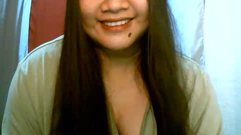 Snapshot of pinayjona chatting on 12-18-24, 12:07 pinayjona online show from 12-18-24, 12:07