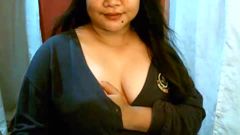 Snapshot of pinayjona chatting on 01-22-25, 12:27 pinayjona online show from 01-22-25, 12:27