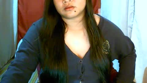 Snapshot of pinayjona chatting on 01-27-25, 12:37 pinayjona online show from 01-27-25, 12:37