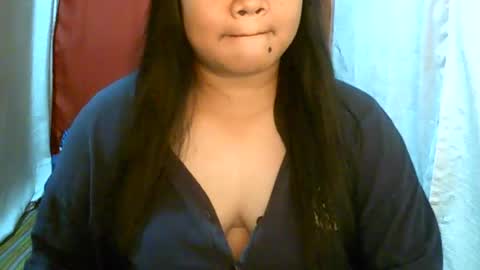 Snapshot of pinayjona chatting on 02-13-25, 11:28 pinayjona online show from 02-13-25, 11:28