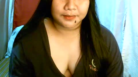 Snapshot of pinayjona chatting on 03-10-25, 11:10 pinayjona online show from 03-10-25, 11:10