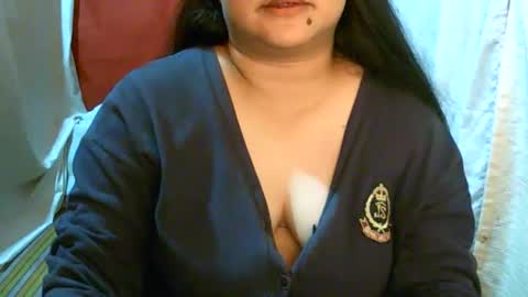 Snapshot of pinayjona chatting on 03-12-25, 02:01 pinayjona online show from 03-12-25, 02:01
