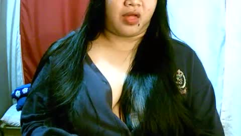 Snapshot of pinayjona chatting on 10-12-25, 10:14 pinayjona online show from 10-12-25, 10:14