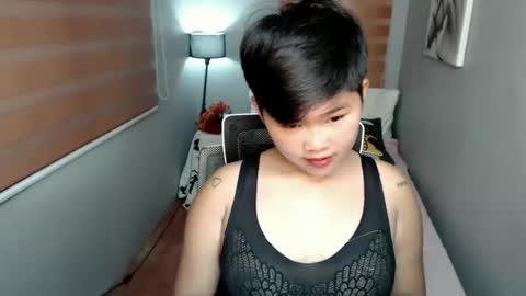 Snapshot of pinayprincesslyn chatting on 01-09-25, 06:38 Lyn the Lesbian online show from 01-09-25, 06:38
