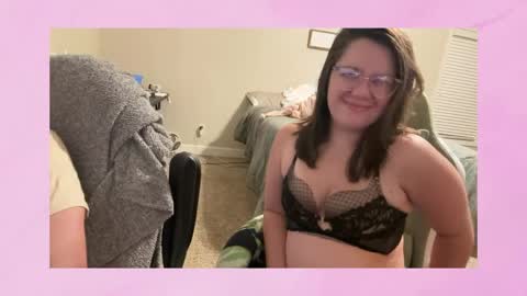 Pineapple Princess online show from 06-06-26, 01:00