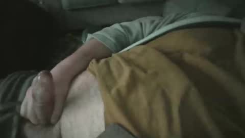 Snapshot of pineapplesweater chatting on 03-15-26, 04:18 pineapplesweater online show from 03-15-26, 04:18