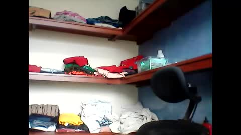 Snapshot of pinedasexxx chatting on 10-21-25, 06:41 pinedasex online show from 10-21-25, 06:41