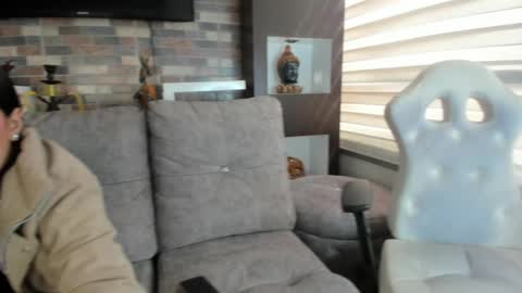 Snapshot of pink_as chatting on 09-17-25, 01:02 pink_as online show from 09-17-25, 01:02