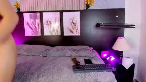 Snapshot of pink_as chatting on 03-05-26, 02:57 pink_as online show from 03-05-26, 02:57