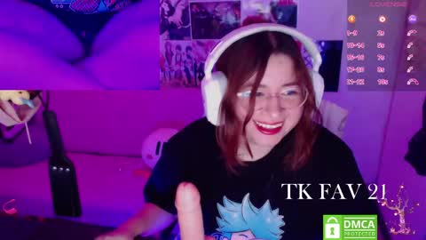 Snapshot of pink_girl0n chatting on 04-24-26, 02:47 Kitty online show from 04-24-26, 02:47