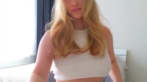   online show from 09-10-25, 03:17