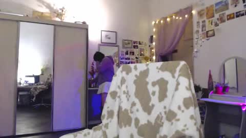 Snapshot of pink_soup chatting on 11-27-25, 02:52 Sony online show from 11-27-25, 02:52