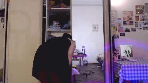 Snapshot of pink_soup chatting on 03-03-26, 04:24 Sony online show from 03-03-26, 04:24