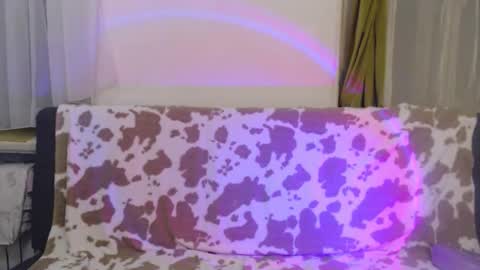 Snapshot of pink_soup chatting on 03-08-26, 07:17 Sony online show from 03-08-26, 07:17