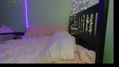 pink_tv online show from 10-07-25, 12:52