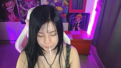 Snapshot of pink_yuii chatting on 11-09-25, 12:09 pink_yuii online show from 11-09-25, 12:09