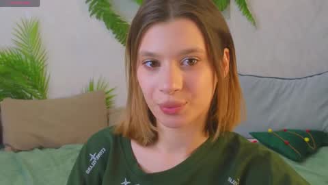 Snapshot of pinkadele chatting on 05-13-26, 10:49 Adele online show from 05-13-26, 10:49
