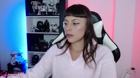 Snapshot of pinkcatlive chatting on 11-19-25, 09:26 Emily online show from 11-19-25, 09:26