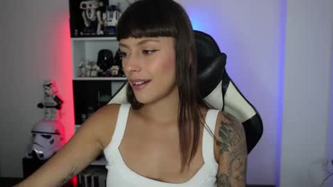 Emily online show from 03-19-26, 07:18