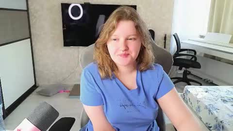 pinkiep1e online show from 06-12-26, 01:15