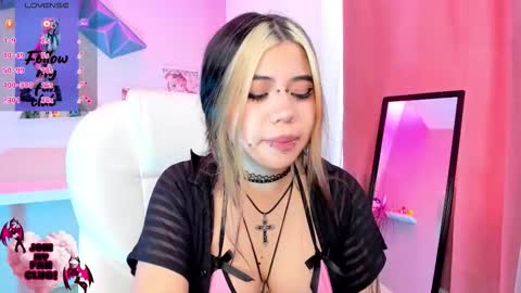 PINKK online show from 11-10-25, 02:16