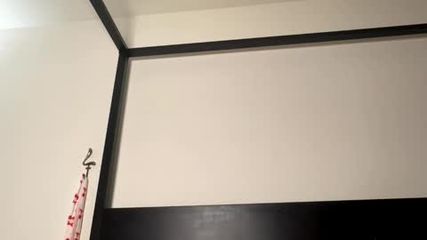 pinkkblossomm online show from 04-11-26, 07:45