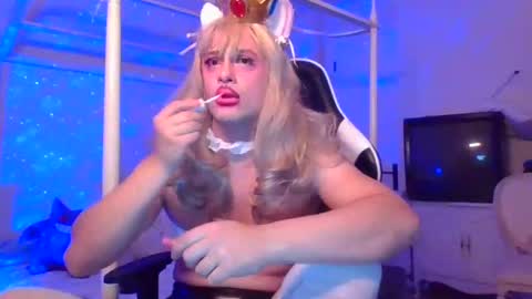 Snapshot of pinkpillbambi chatting on 01-16-25, 04:07 pinkpillbambi online show from 01-16-25, 04:07