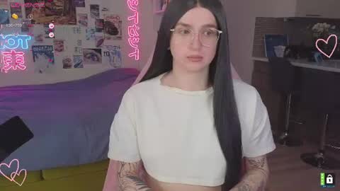 pinkvenom_ online show from 06-15-26, 07:54