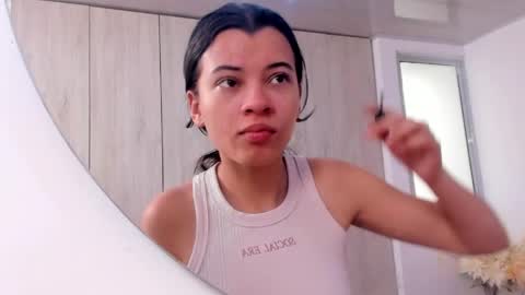 pinky_f00x online show from 05-26-26, 07:21