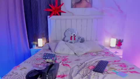 Peachy online show from 07-18-26, 03:33