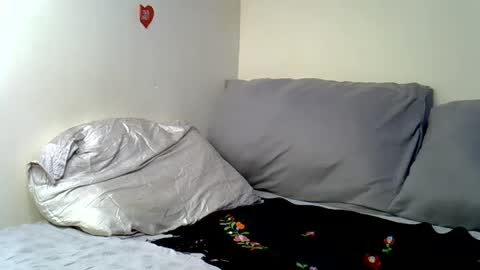 PINKY online show from 06-19-26, 09:40