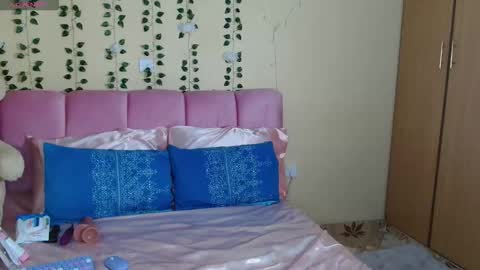 Pinky online show from 03-14-26, 01:55