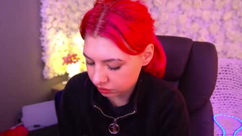 pinkytrix online show from 04-27-26, 01:20