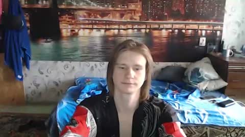 Snapshot of pinochetti chatting on 07-17-26, 10:33 Incubus online show from 07-17-26, 10:33