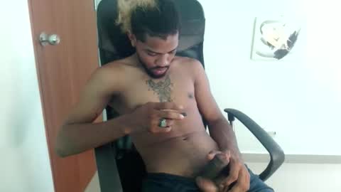 Snapshot of pinocho__ chatting on 02-10-26, 06:23 pinocho__ online show from 02-10-26, 06:23