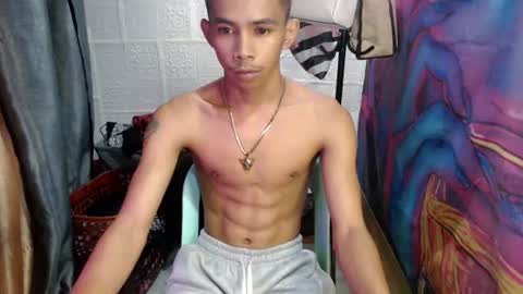Snapshot of pinoy_oyd69 chatting on 07-12-26, 01:24 pinoy_oyd69 online show from 07-12-26, 01:24