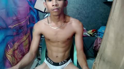 Snapshot of pinoy_oyd69 chatting on 07-30-26, 03:49 pinoy_oyd69 online show from 07-30-26, 03:49