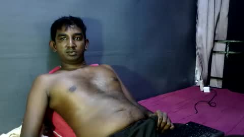 rayvienn online show from 05-06-26, 02:44